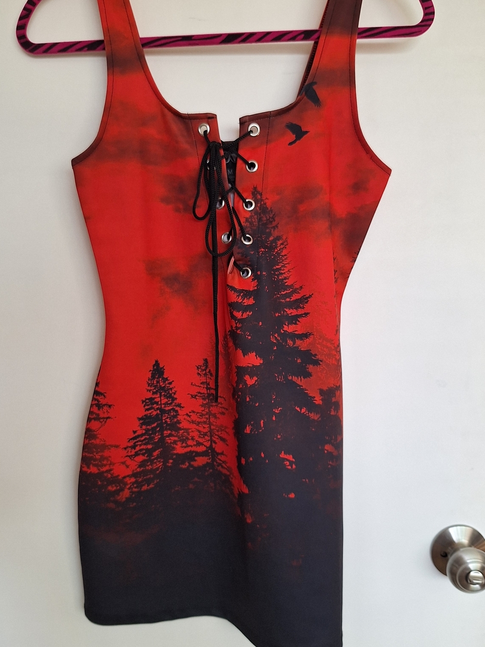 WIDOW Dolls Kill Red & Black Forest Lace-Up Bodycon Dress Stretchy Goth Sz M - Picture 8 of 8